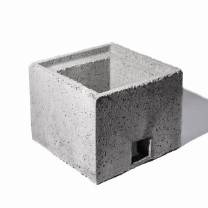 Φρεάτιο από ινοπλισμένο σκυρόδεμα 40x40x0,70 πάχος 10cm